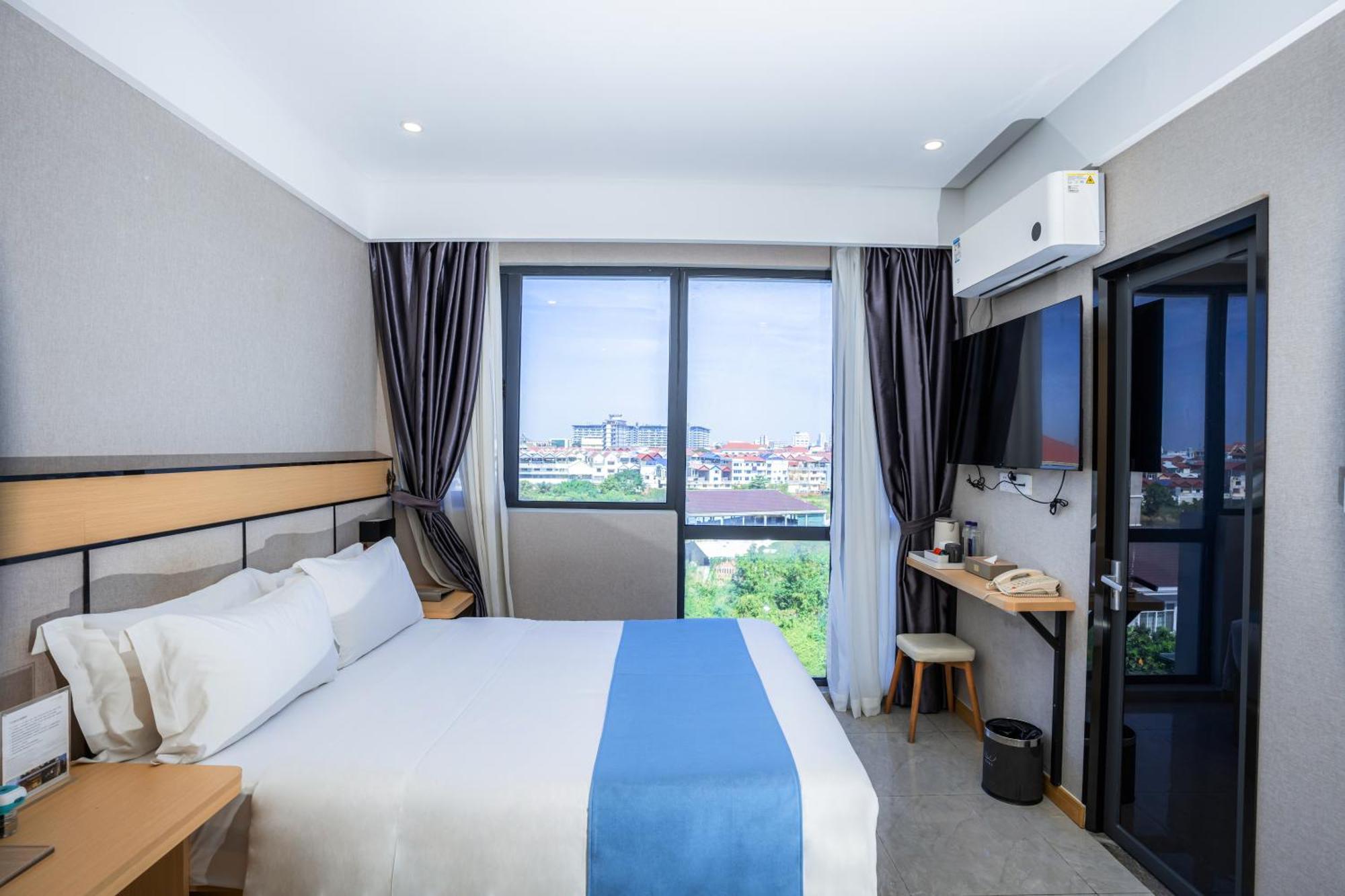 Ark Hotel بنوم بنه المظهر الخارجي الصورة