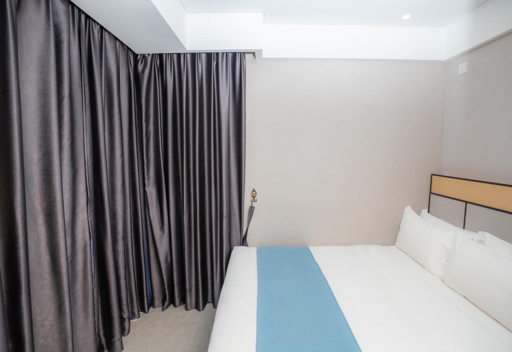 Ark Hotel بنوم بنه المظهر الخارجي الصورة