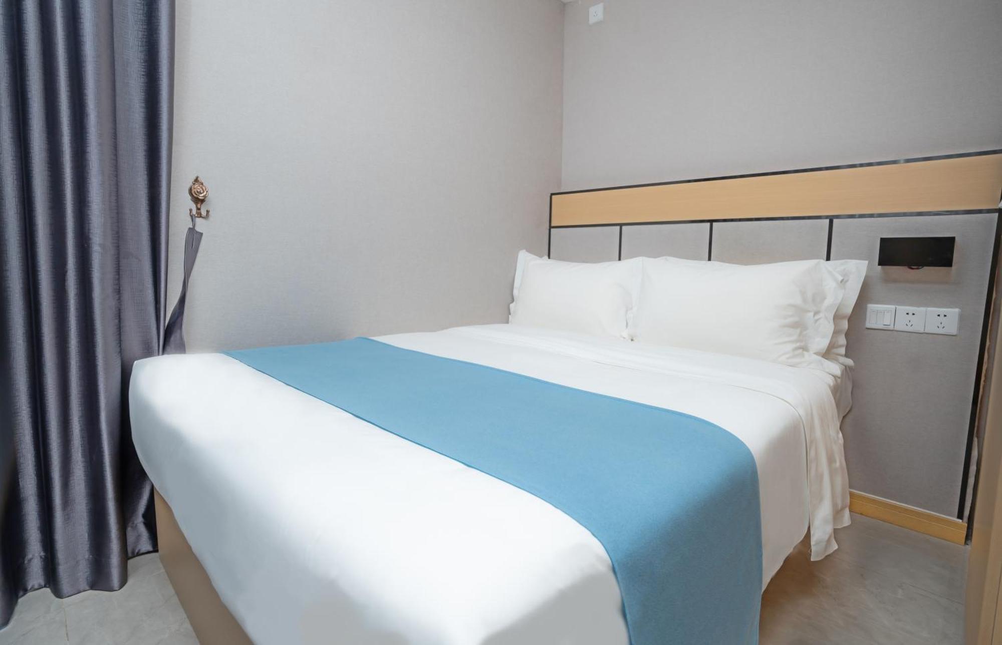 Ark Hotel بنوم بنه المظهر الخارجي الصورة