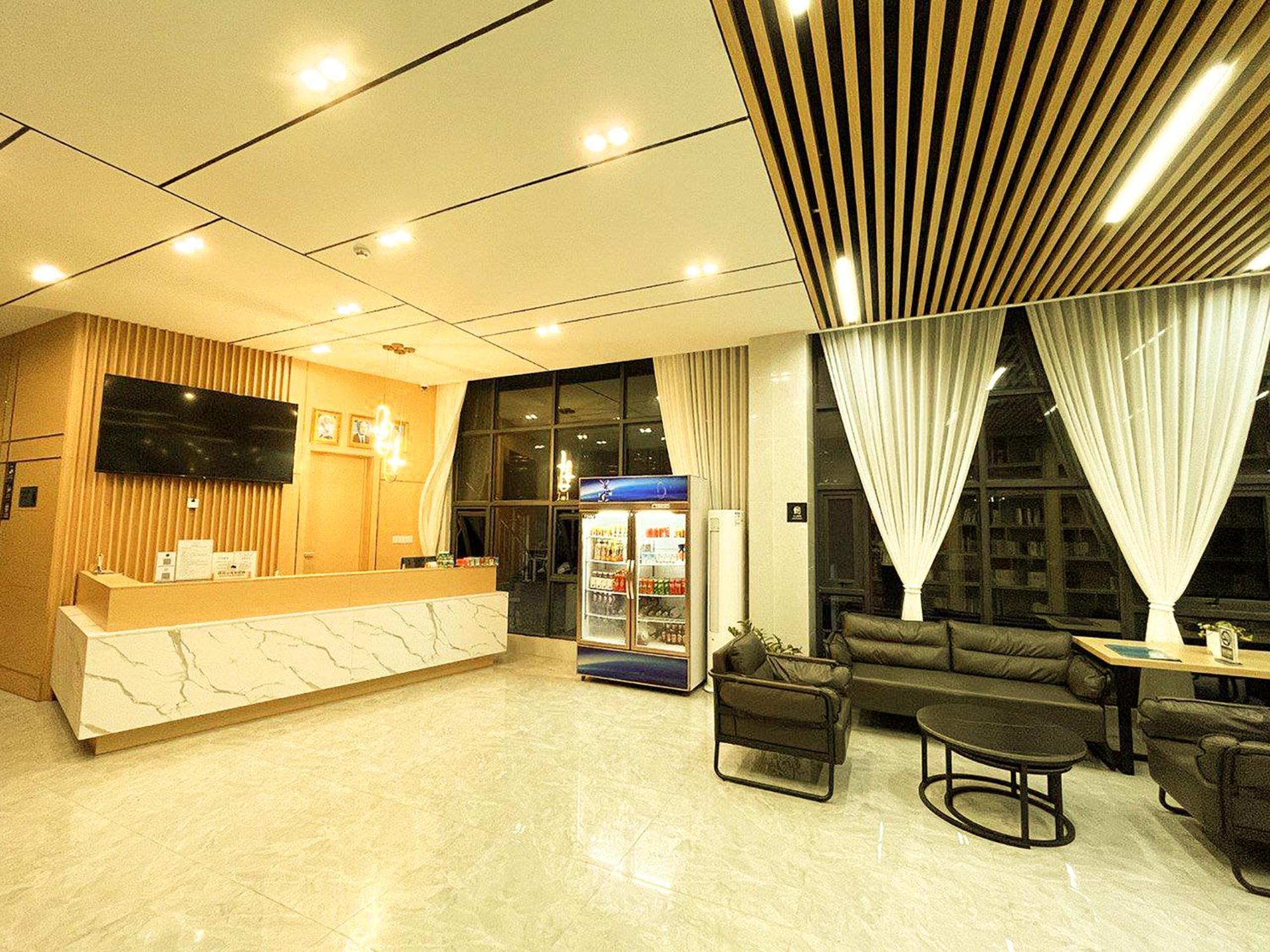 Ark Hotel بنوم بنه المظهر الخارجي الصورة